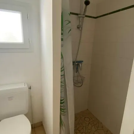 Prázdninový dům Maison Spacieuse Pres De La Foret Avec Terrasse Et Parking Prive - Fr-1-323-520 *