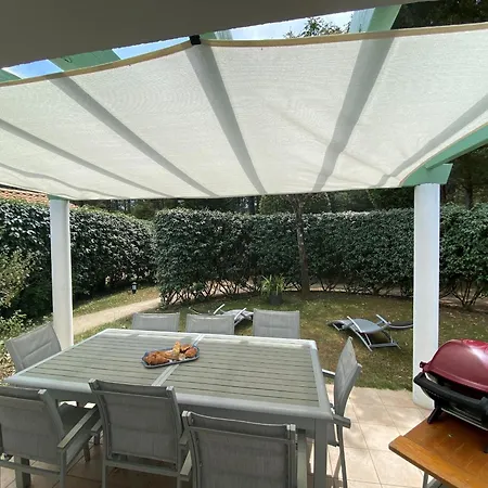 Maison Spacieuse Au Cœur De La Verdure, Proche De La Forêt, Idéale Pour Familles Et Cyclistes - Fr-1-323-520 Casa vacanze