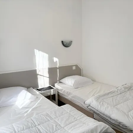 Maison Spacieuse Au Cœur De La Verdure, Proche De La Forêt, Idéale Pour Familles Et Cyclistes - Fr-1-323-520 Casa vacanze *